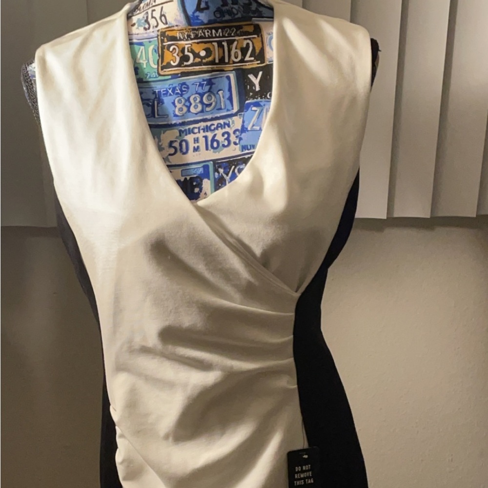 Express dress size 12 black & white
